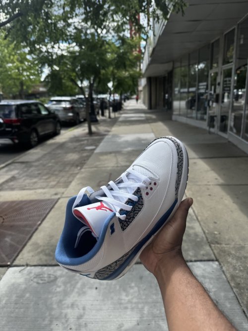 Retro Jordan 3 